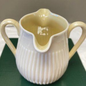Belleek Doubled Lip Creamer
